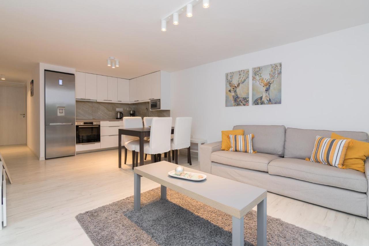 Apartment For 3 Ppl In Варкіза Екстер'єр фото